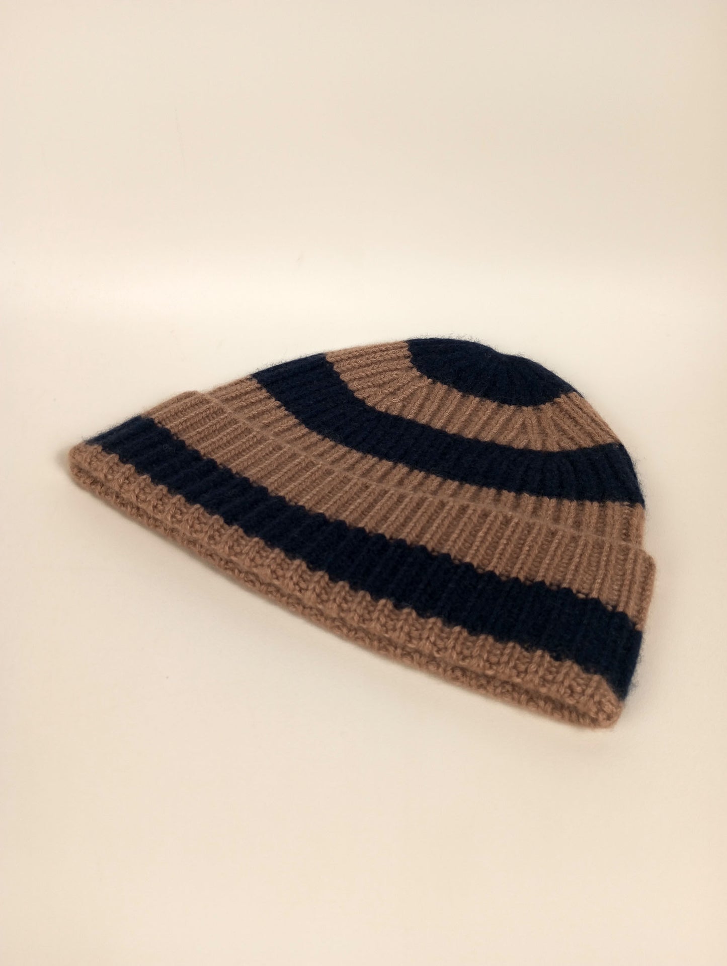 Mouleta Beanie cashmere gestreift karamell/navy