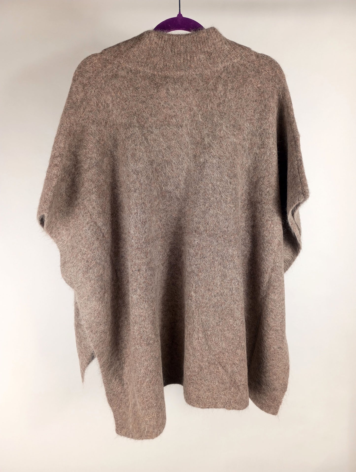 knit-ted Poncho Pleunie Mocca