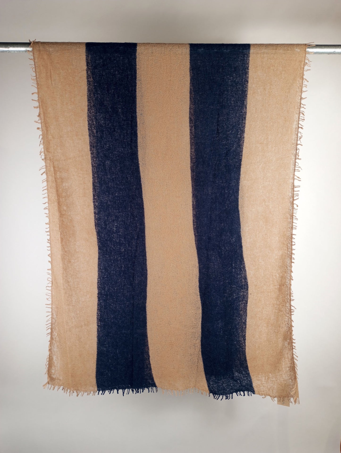 Mouleta Schal cashmere gestreift karamell/navy