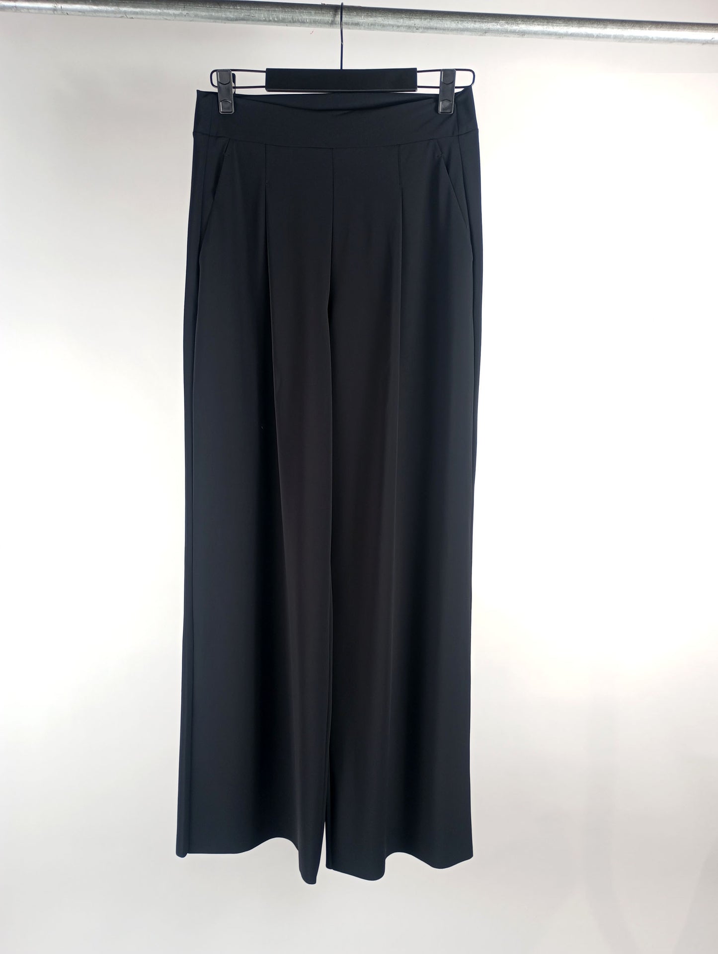 JAPANTKY Hose Kona long deep black