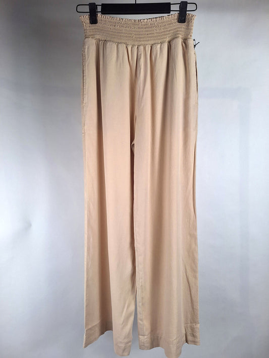Bella Dahl Hose smocked waist wide leg sand
