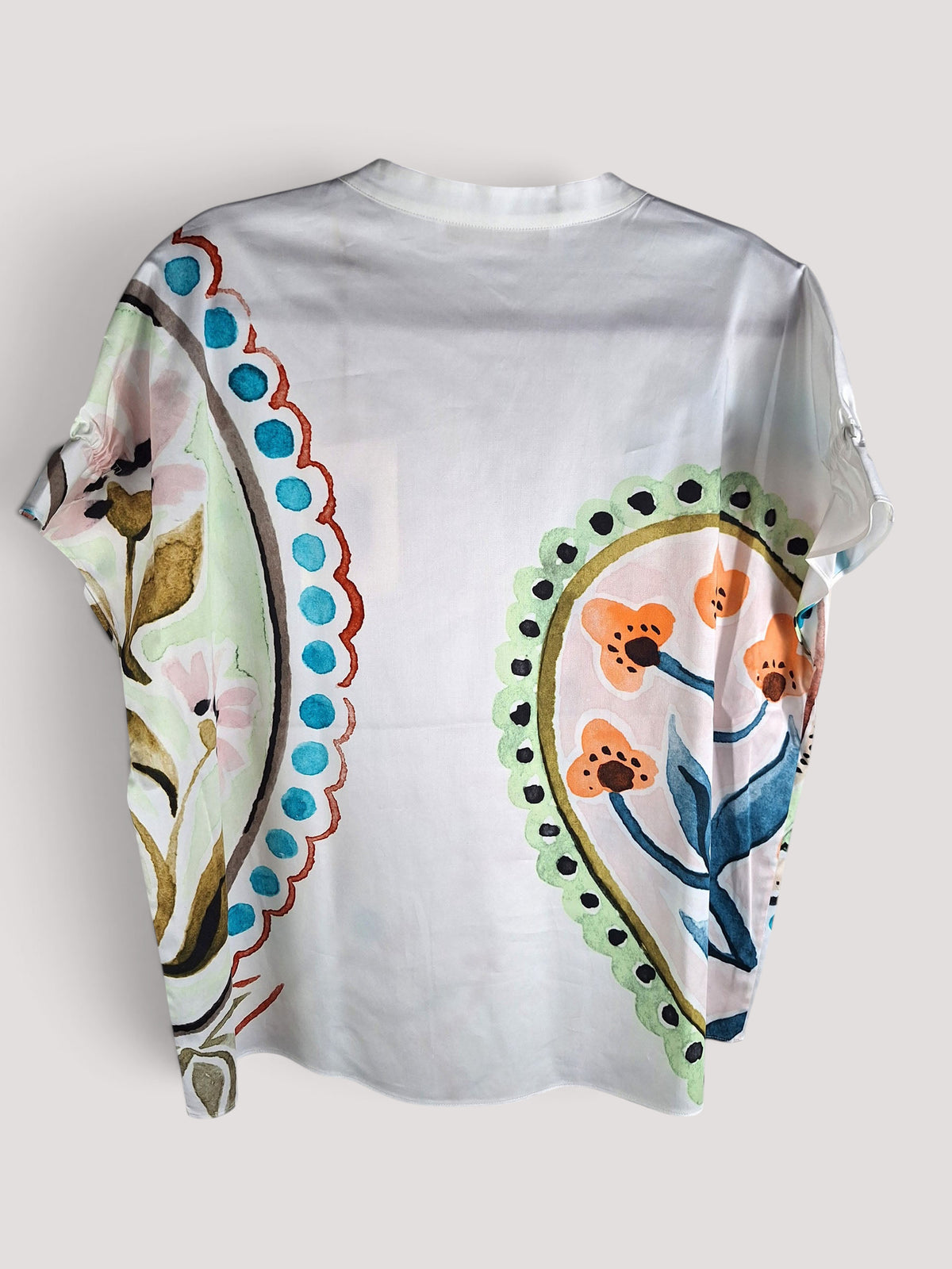 Magasin Dawo Herzensangelegenheit Bluse aus Baumwollmix mit buntem Blumenmuster in Türkis und Orange